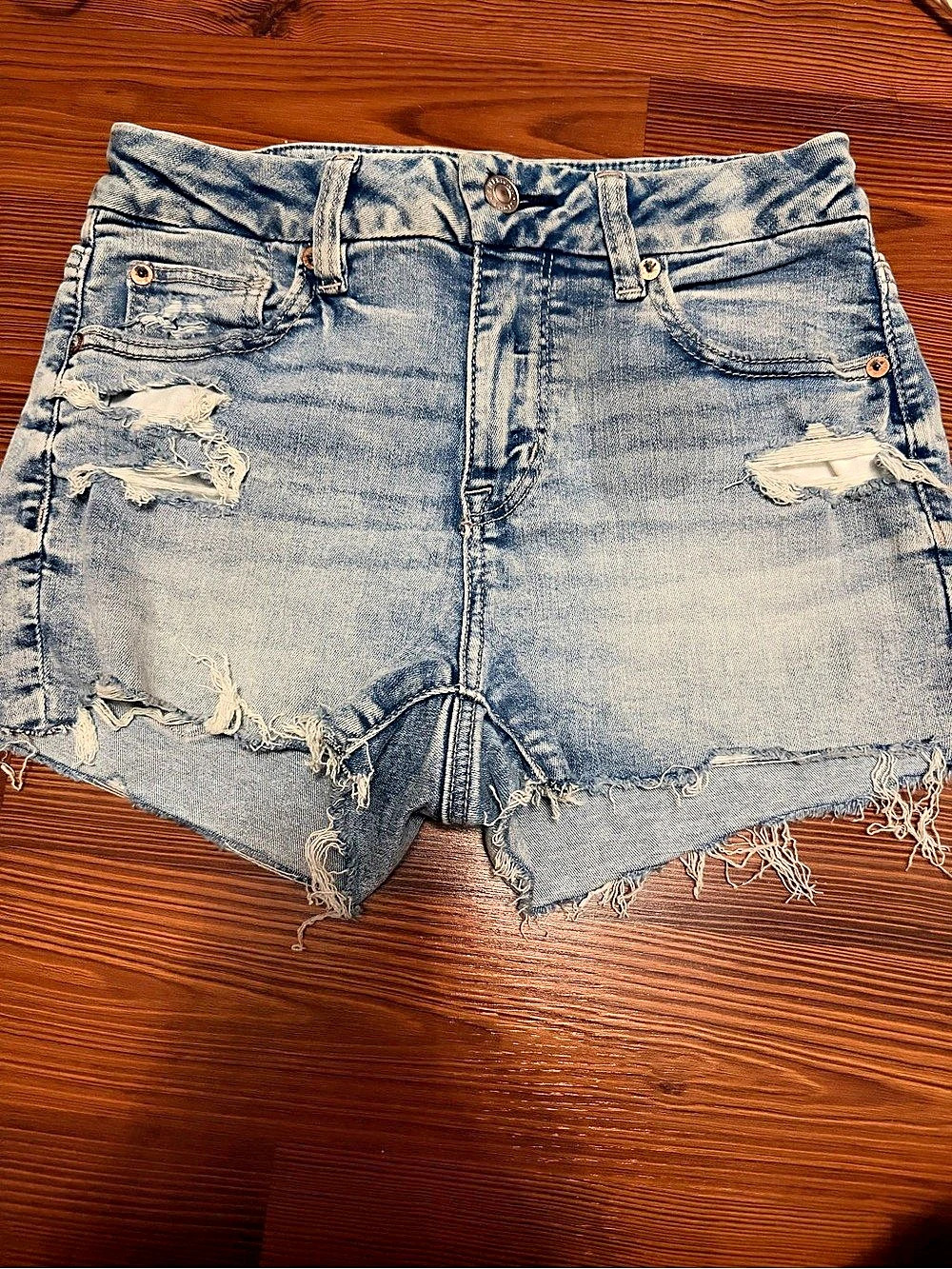 American Eagle AE Next Level Curvy High-Waisted Shortie Denim Shorts Size 4